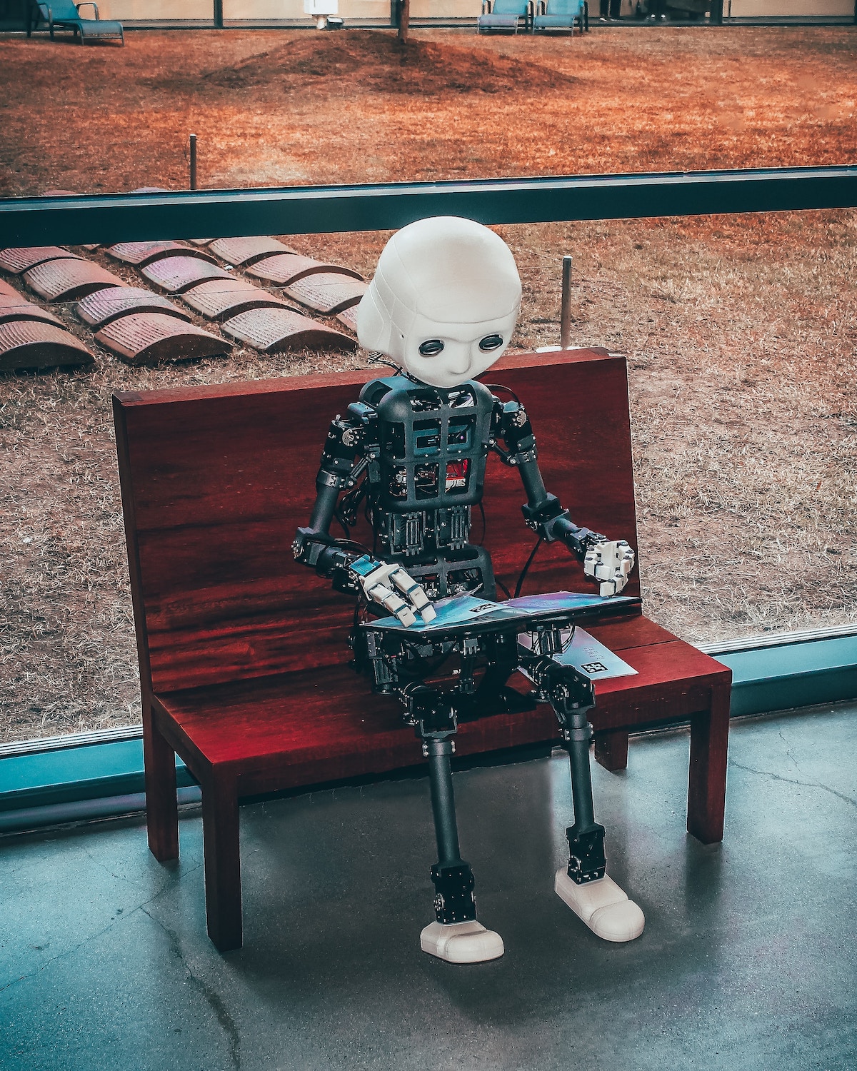 L&rsquo;Intelligence Artificielle générative au travail : quelles conséquences pour notre avenir ?