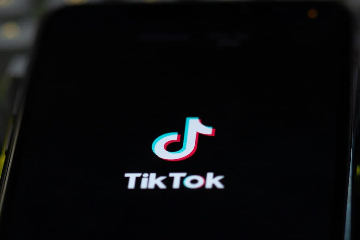 Trump prolonge le délai de cession de TikTok aux États-Unis jusqu’en septembre 2025