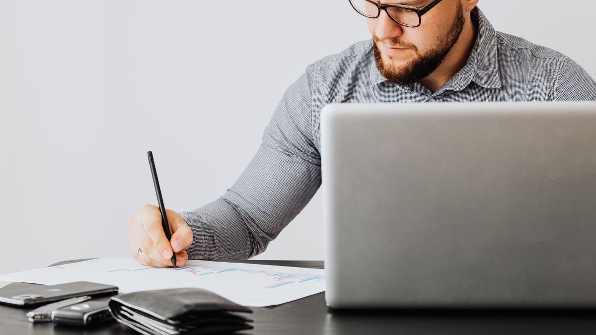 LinkedIn teste un scoring AI des CV pour filtrage ultra-rapide